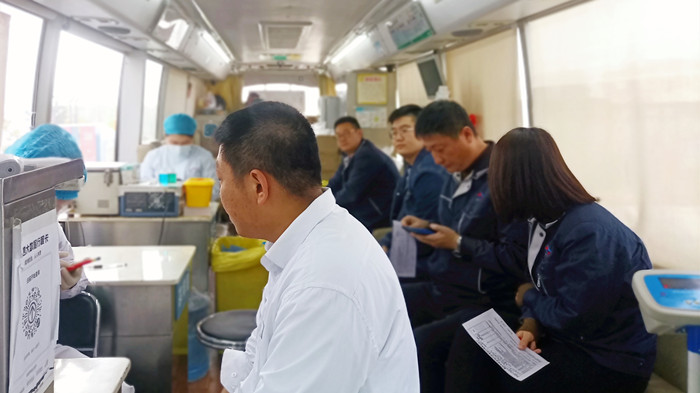 沈陽航空產(chǎn)業(yè)集團組織員工開展“獻熱血、踐初心”無償獻血活動